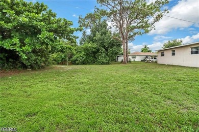 INVESTOR ALERT! Rare opportunity to own a 0.30-acre double lot - photo 19