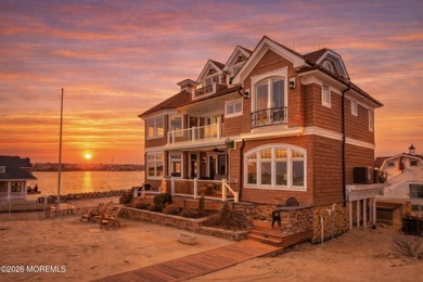 Imagine starting your day with golden sunlight streaming across - photo 3