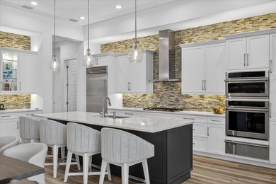 Considering building a custom home or working with a luxury - photo 31