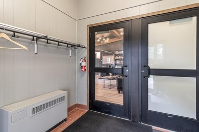 Well-appointed commercial office space offering stunning views - photo 3