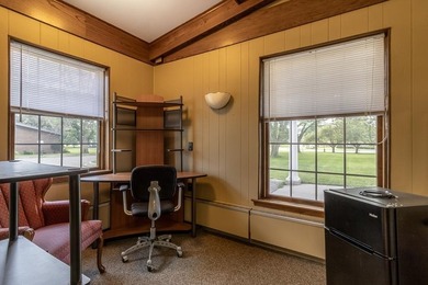 Well-appointed commercial office space offering stunning views - photo 6