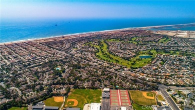 CONTACT LISTING AGENT DIANA! **HIGHLY DESIRABLE *BEACHWALK* - photo 53