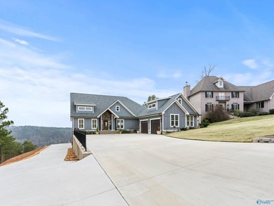 Custom-bulit 2023 mountain home offering 2542 sq ft of refined - photo 4