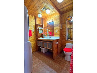 Toledo Bend Waterfront!! Nice camp/home sitting on a .85 acre - photo 10
