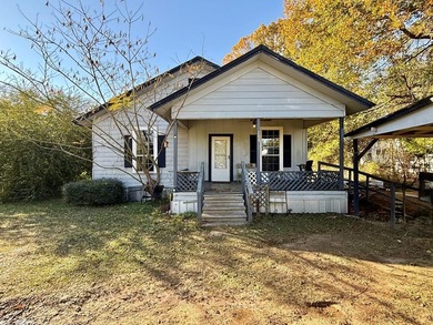 Lake Sam Rayburn  Home For Sale in Pineland Texas