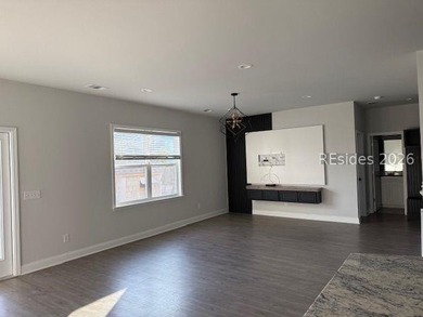 The Hampton is a wonderfully flexible plan with 5 bedrooms, 3 - photo 3