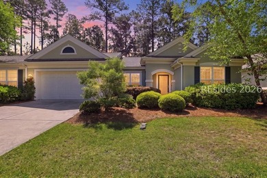 Desirable Wren Villa in the sought after Sun City Community with - photo 1