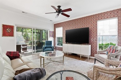 Desirable Wren Villa in the sought after Sun City Community with - photo 3