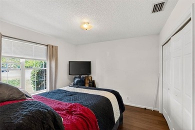Welcome to this charming single-family home offering comfort - photo 17