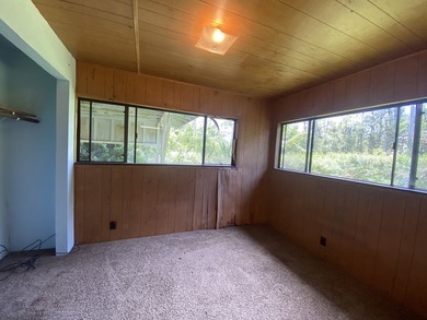 So much potential and priced to move quick! 2 homes on one acre - photo 24