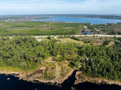 Privately positioned on Lake Mabel, this rare lakefront offering - photo 4