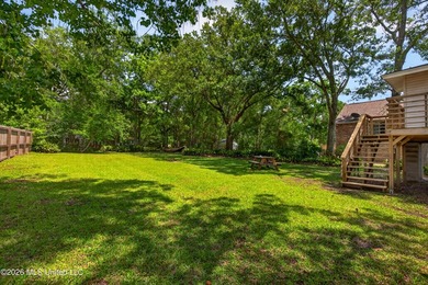 Coastal charm just one block from the beach! This 3 bedroom, 1 - photo 25