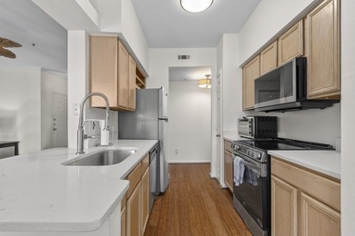 Move-In ready 1 Bedroom Condo - Prime Location Near Downtown & - photo 18