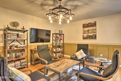 Exquisite TURN-KEY home in The Hideout, a four-season - photo 18