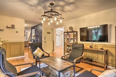 Exquisite TURN-KEY home in The Hideout, a four-season - photo 19