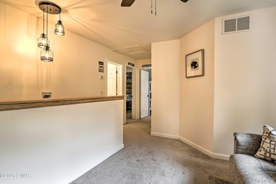 Exquisite TURN-KEY home in The Hideout, a four-season - photo 23