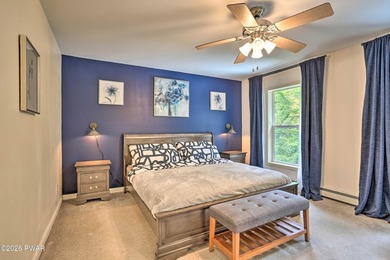 Exquisite TURN-KEY home in The Hideout, a four-season - photo 24