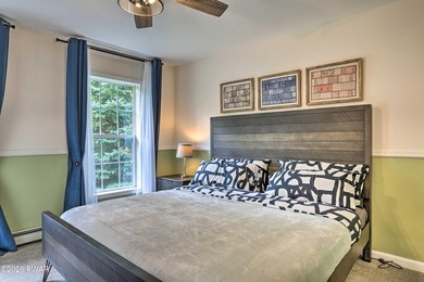 Exquisite TURN-KEY home in The Hideout, a four-season - photo 34