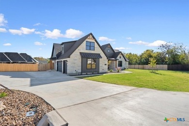 STUNNING 4BR/4BA MODERN FARMHOUSE IN TENNESSEE VALLEY ESTATES - photo 2