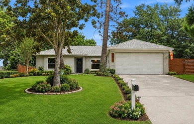 Nestled in the heart of booming Clermont on an expansive - photo 1