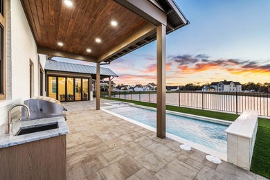 Recently completed and fully move-in ready, 75 N Southern Cross - photo 3