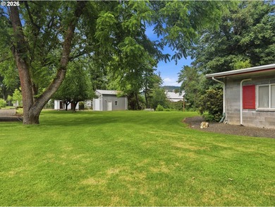 Tucked along the banks of the Mohawk River, this charming - photo 6