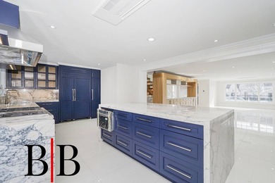 Discover Modern Elegance in This Stunning Custom-Built Home! - photo 17