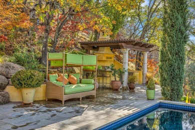 120 Acre Napa Valley gated estate with antique Italian tile roof - photo 30