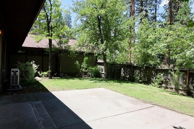 Welcome to easy mountain living in the heart of Graeagle. This - photo 32