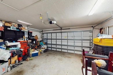 Charming 4-Bedroom Home with Spacious Yard and Modern Amenities - photo 32