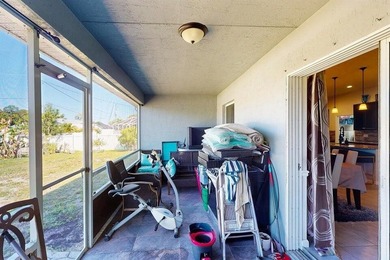 Charming 4-Bedroom Home with Spacious Yard and Modern Amenities - photo 33