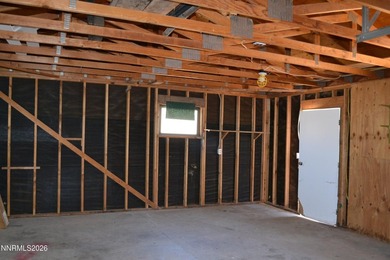 Great starter or retirement property. Very clean with an open - photo 5