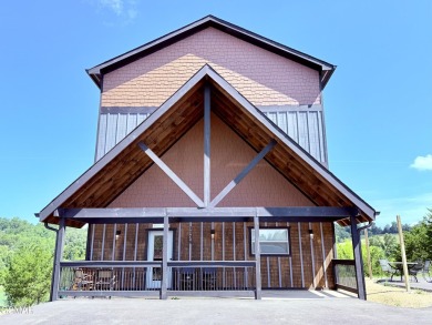 Lake Home For Sale in Sevierville, Tennessee