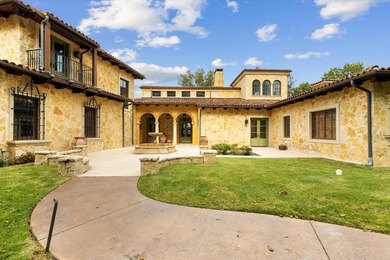 Waterfront Italian Villa in The Cascades Experience timeless - photo 5