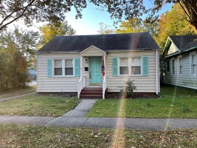 Elizabeth River Home For Sale in Norfolk Virginia