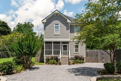 An elegantly crafted cottage, this two-story home in Santa Rosa - photo 3