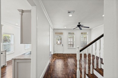 An elegantly crafted cottage, this two-story home in Santa Rosa - photo 4