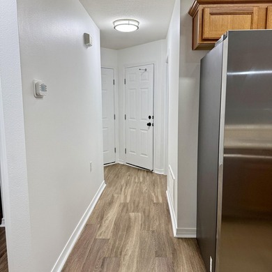Welcome to this beautifully updated 2-bedroom, 2-bath townhouse - photo 3