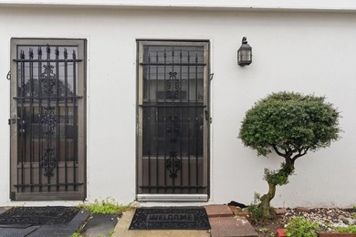 Well-maintained 2 bedroom, 1.5 bath townhome located at 2309 - photo 4