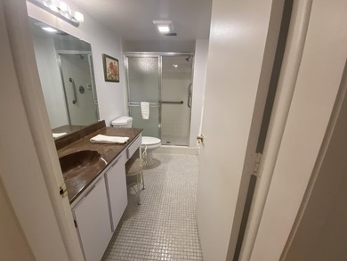 Beautiful lake view, two bedroom, two full bath Huntington Lakes - photo 15