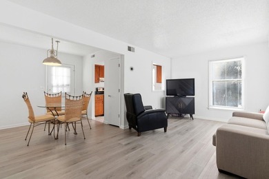 Well-maintained 2 bedroom, 1.5 bath townhome located at 2309 - photo 6