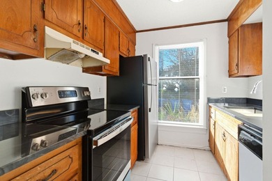 Well-maintained 2 bedroom, 1.5 bath townhome located at 2309 - photo 10
