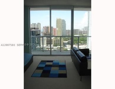 Excellent opportunity, this bright unit offers incredible city - photo 1