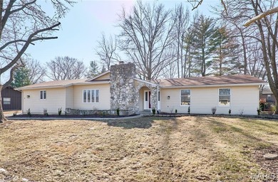 Lake Saint Louis Home For Sale in Lake Saint Louis Missouri