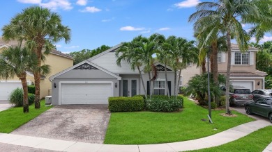 (private lake, pond, creek) Home For Sale in Royal Palm Beach Florida