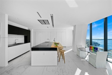 LOWER PENTHOUSE AT ONE THOUSAND MUSEUM BOASTS PANORAMIC VISTAS