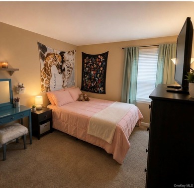 Located in the Hamlet of Ridge this spacious two bedroom one - photo 6