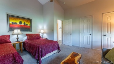 Stunning Cottage Overlooking the 16th Fairway! From peaceful