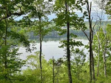 Incredible lakeviews from the last remaining lot in The Cliffs - Lake Lot For Sale in Somerset, Kentucky