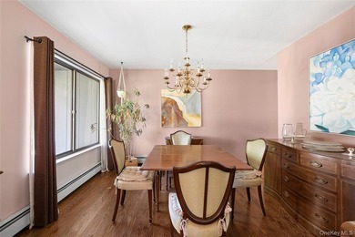 Welcome to 7 Stirrup Lane, a light-filled home on a beautiful - photo 7